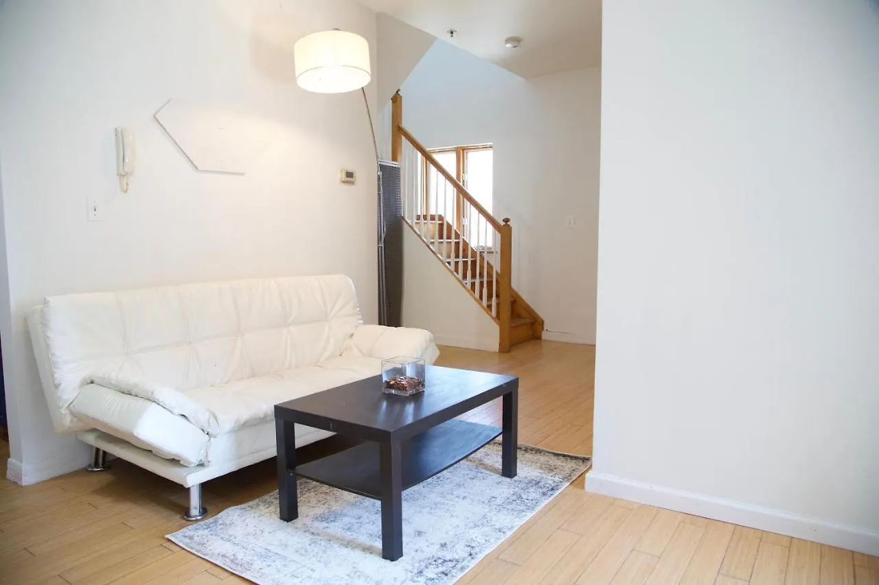 Brightonbeach Room Blue Close To The Ocean N Shops New York